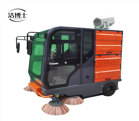 全封闭驾驶式电动扫地车2000